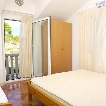 Apartamento Seaside With A Swimming Pool Puntinak, Brac - 769 *