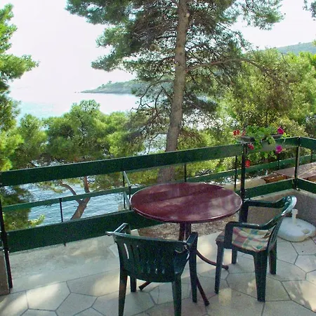 Apartamento Seaside With A Swimming Pool Puntinak, Brac - 769