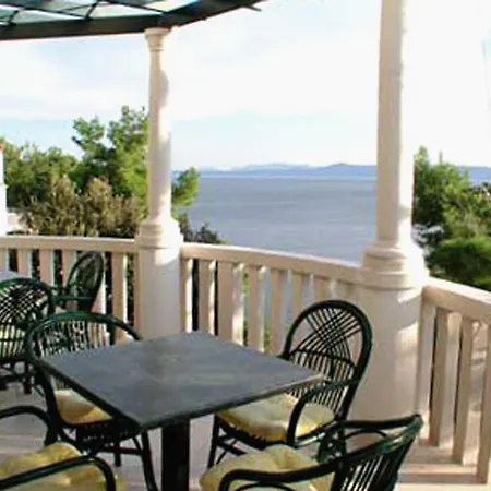Seaside With A Swimming Pool Puntinak, Brac - 769 Apartamento Selca (Brac)