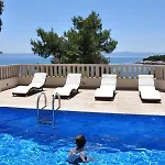 Seaside With A Swimming Pool Puntinak, Brac - 769 Apartamento