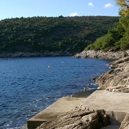 Apartment Seaside With A Swimming Pool Puntinak, Brac - 769 Selca (Brac)